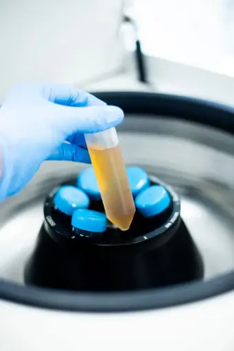 [GEN-T50-701] 50mL High-Speed 20,000xg Centrifuge Tube, Red Screw Cap, Sterile